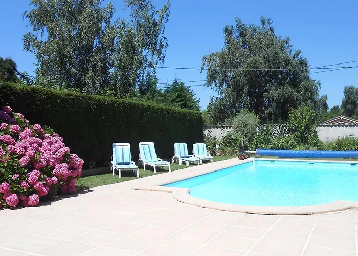 Alojamento de Acomodação e Pequeno-almoço Le Relais Du Grand Logis 3*